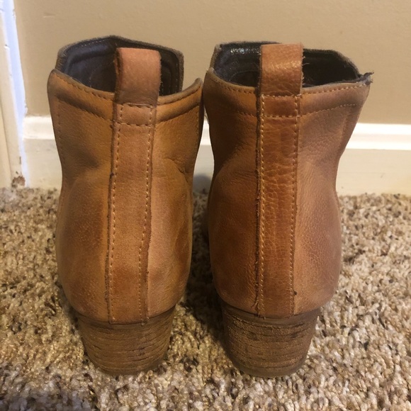 Diba True Two Tone Bootie Size 7 - Picture 4 of 6